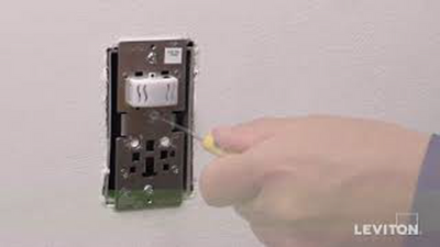 Leviton Presents: How to Adjust the Settings on the IPHS5 Humidity Sensor & Fan Control