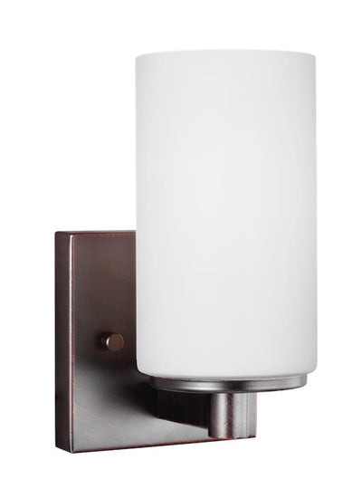 4139101-710, One Light Wall / Bath Sconce , Hettinger Collection