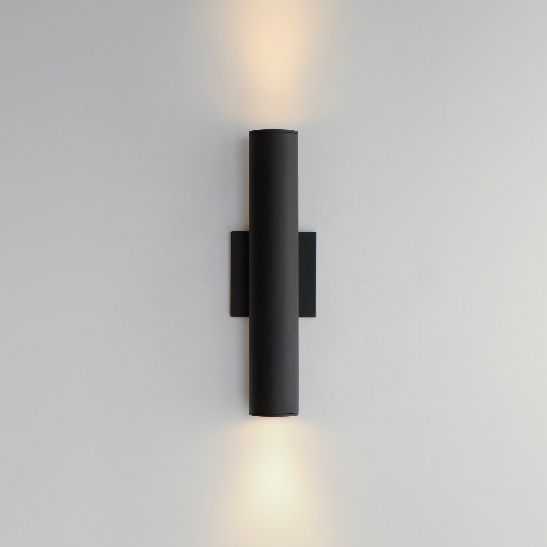 Calibro 15" LED Outdoor Sconce