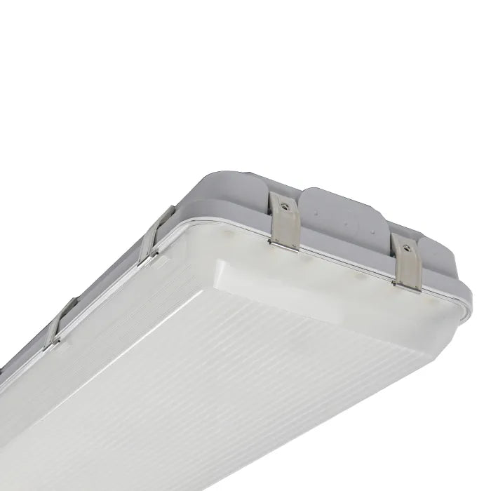 4FT LED High Output Vapor Tight Light, 32,000 Lumen Max, Wattage and CCT Selectable, 120-347V