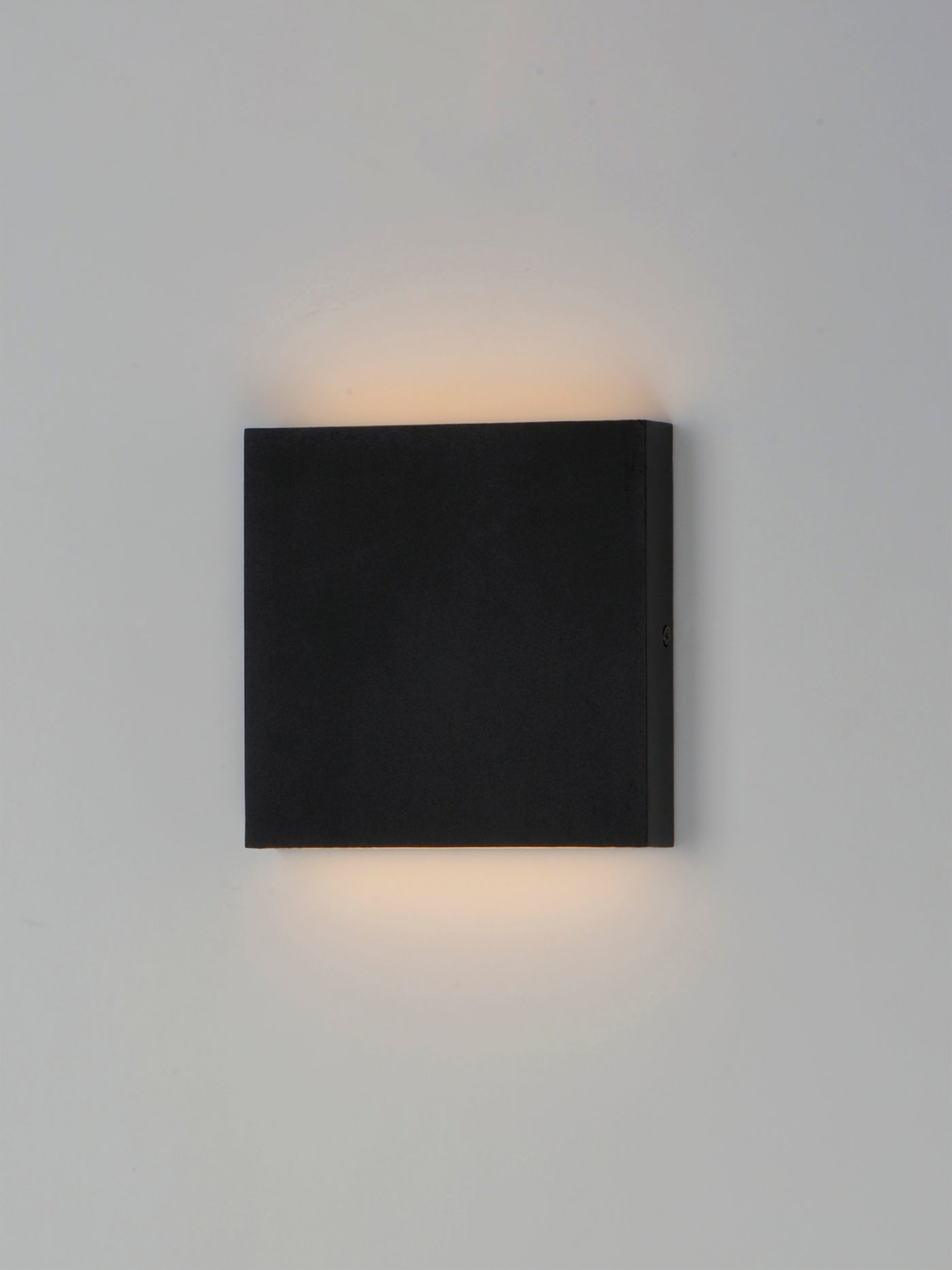 BRIK 4.75" LED Outdoor Wall Sconce, 640 Lumens, 8W, 3000K CCT, 120V, Black or White Finish
