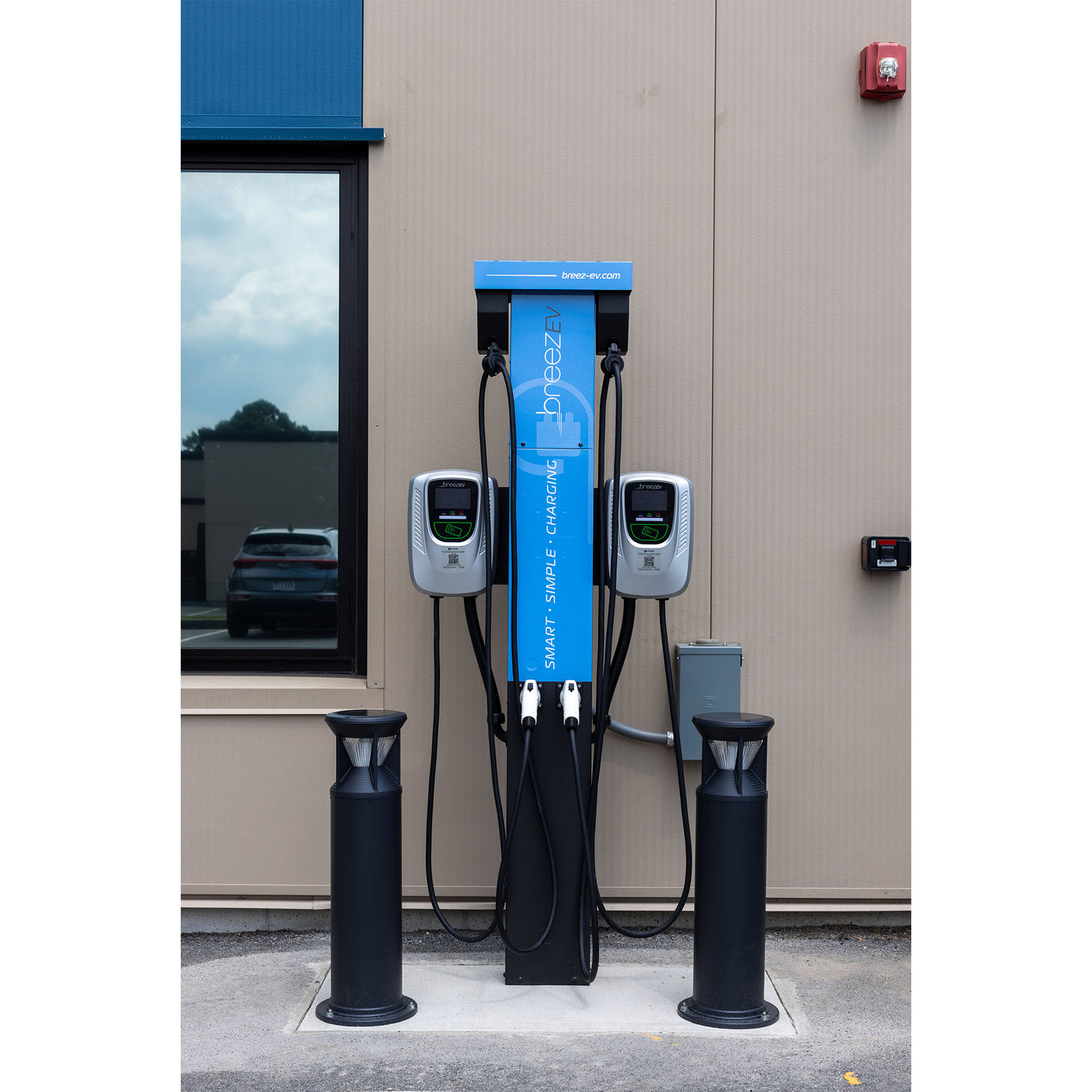 LEVEL 2 ELECTRIC VEHICLE CHARGER, 24-48 Adjustable Amps, 18ft Cable, RFID Compatible