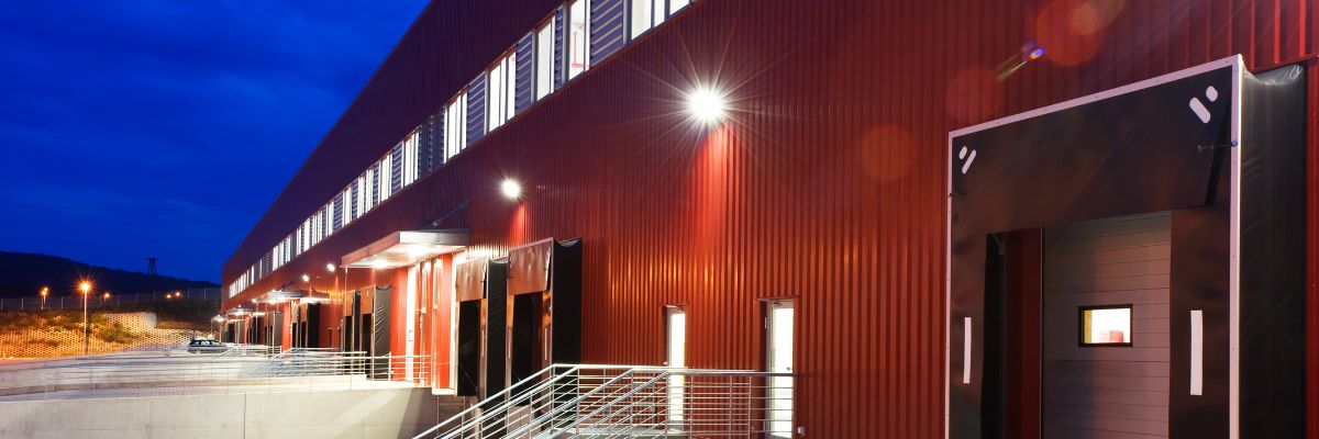 Commercial outdoor wall lighting