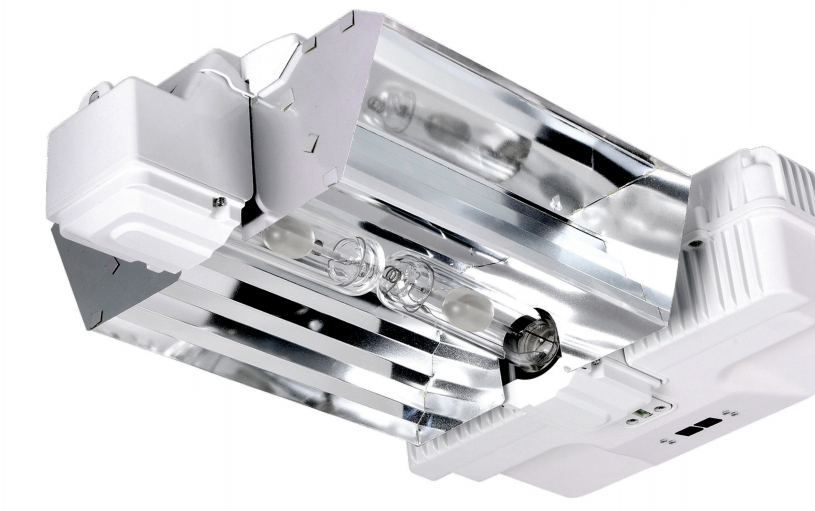 Master Pursuit CMH Grow Light w/Lamp, 1000W (2x500W CMH lamps), 208-277V or 277-347V