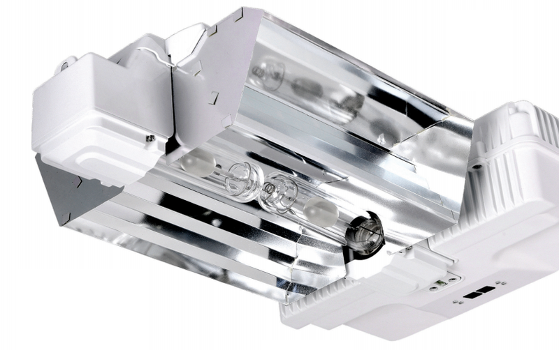 Master Pursuit CMH Grow Light w/Lamp, 1000W (2x500W CMH lamps), 208-277V or 277-347V