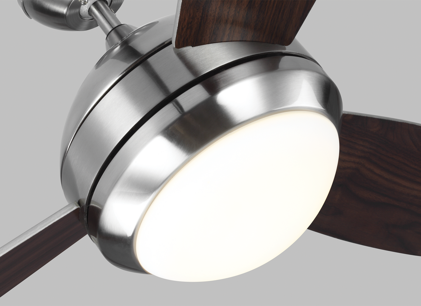 58" Discus Trio Max - Brushed Steel