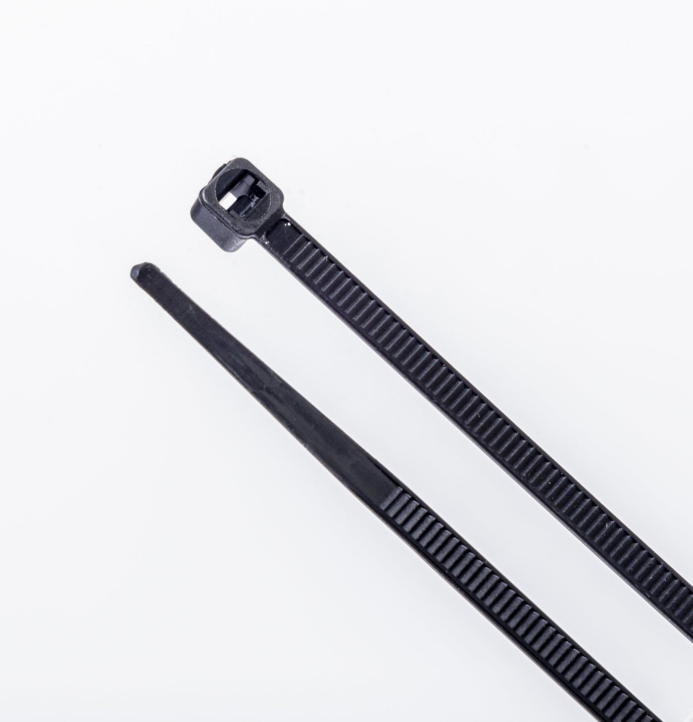 Gardner Bender 46-314UVBFZ Cable Tie, 14", Xtreme, Black, 50lb; 100/bag