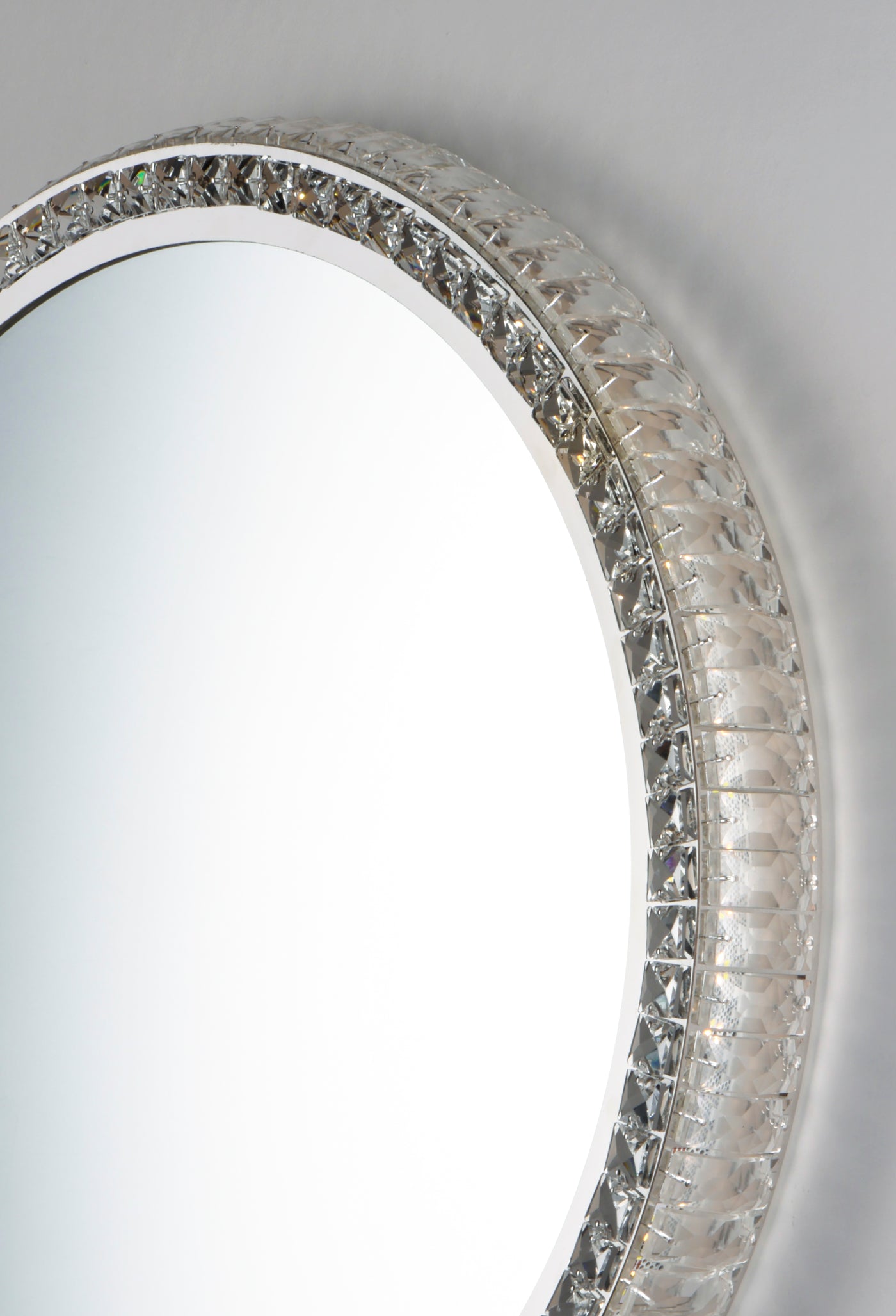  LED Crystal Round Mirror E42002-20 Decor